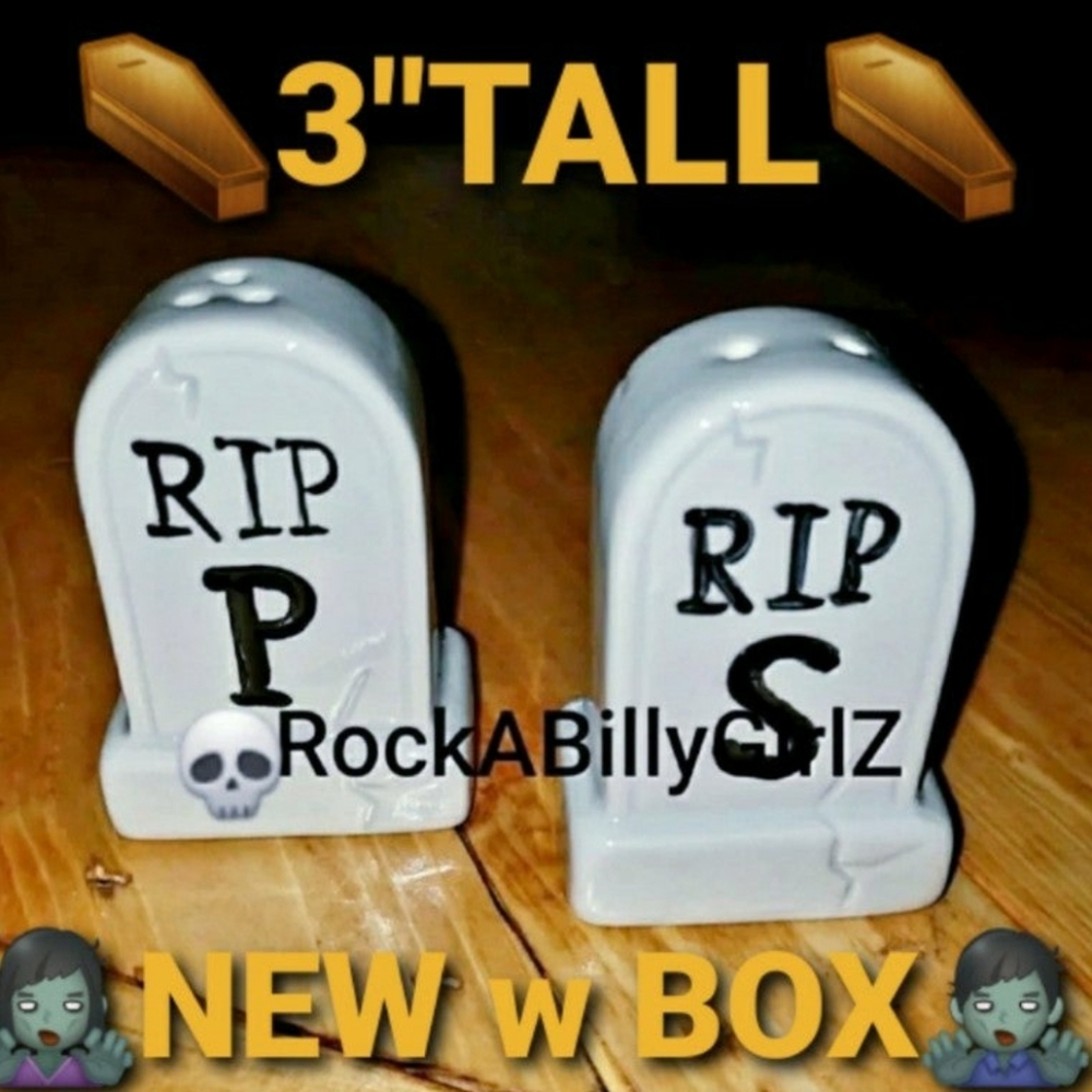 Sourpuss Old West Weathered Graveyard Tombstone RIP 3" Salt & Pepper Shakers